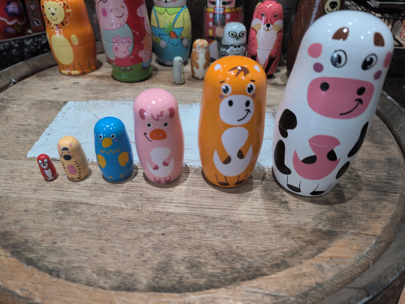 Nesting dolls - 6 layers - Animals - Cow